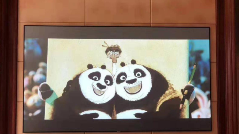 激光电视伤眼吗？儿童可以看激光电视吗？南京尊龙凯时音响工程